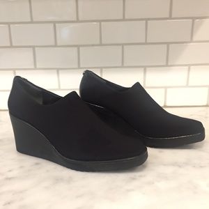 Donald J. Pliner Wedges - EUC!